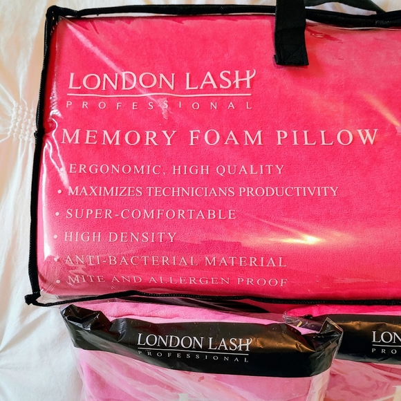 NWT London Lash Pink Eyelash Extension or Beauty Pillow & Cases - Picture 2 of 5